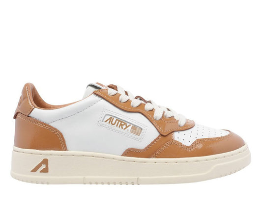 Autry Medalist Low Lace-Up Sneakers