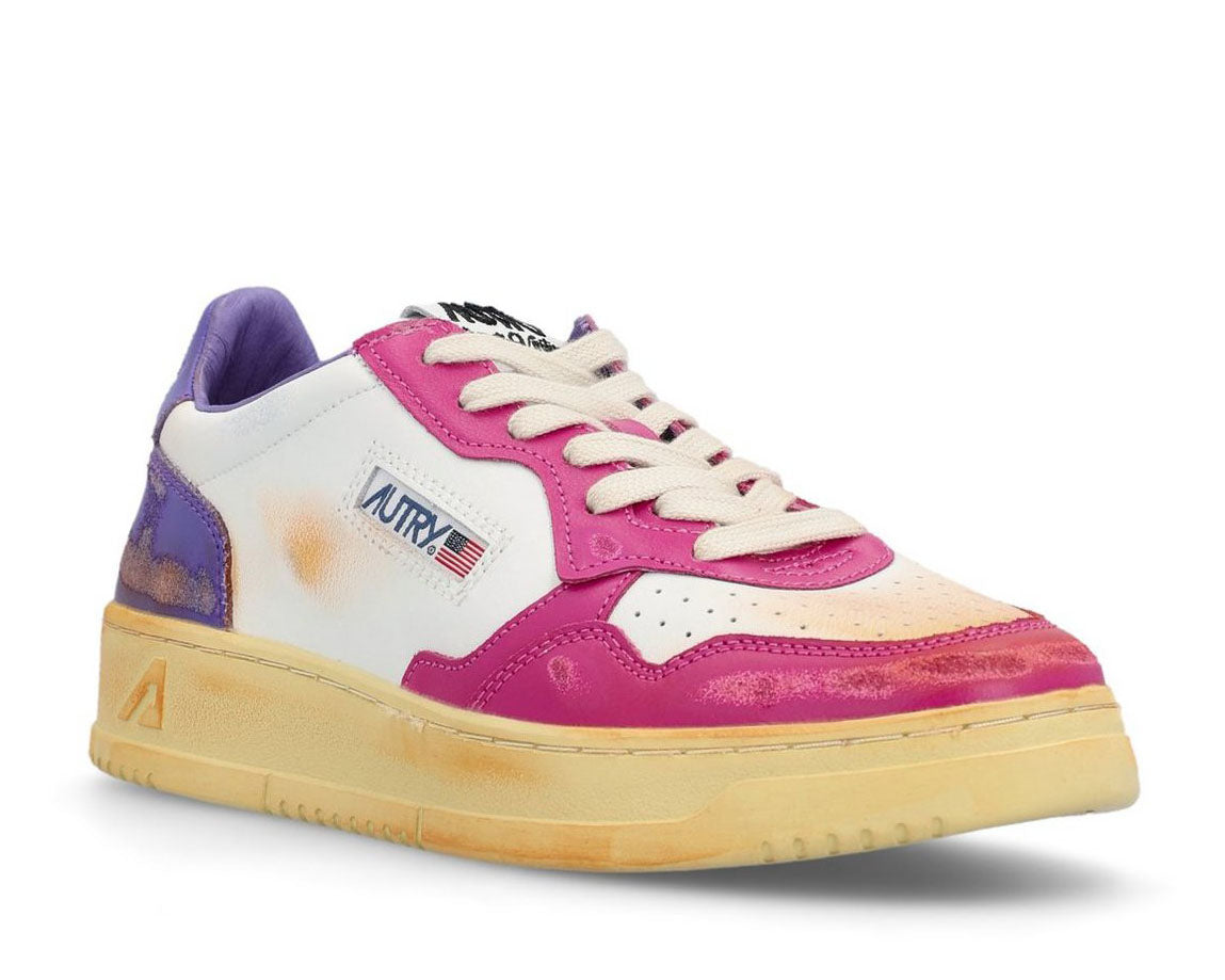 Autry Medalist Super Vintage Low-Top Sneakers