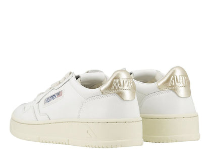 Autry Medalist Low-Top Sneakers