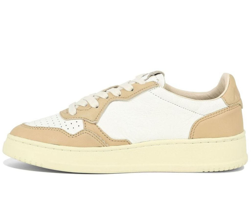 Autry Medalist Lace-Up Sneakers