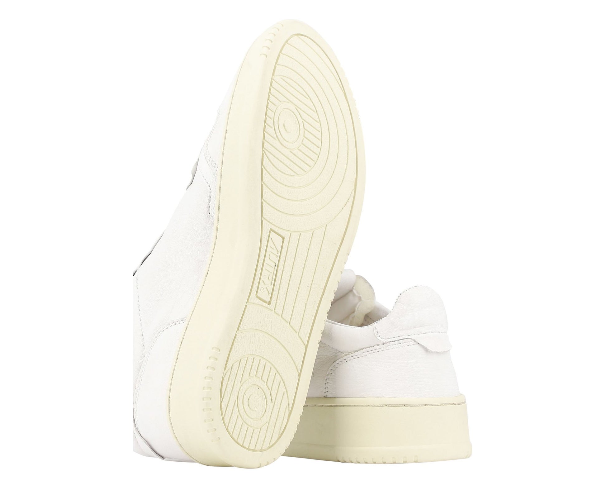 Autry Medalist Lace-Up Sneakers