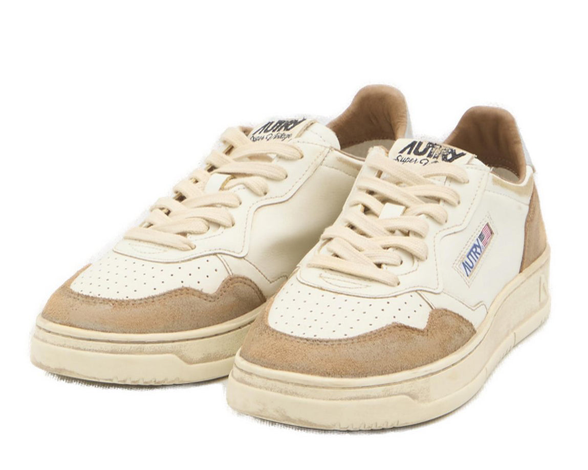 Autry Medalist Super Vintage Low-Top Sneakers