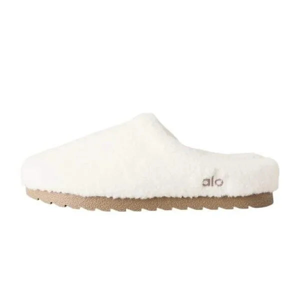 נעלי אלו יוגה | Alo Yoga Sherpa Recovery Slipper