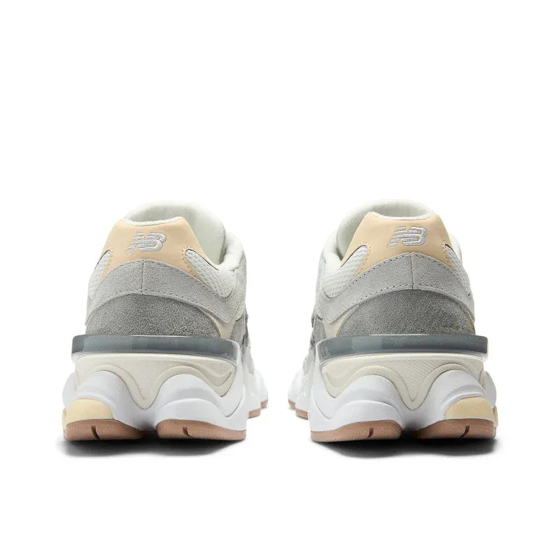 New Balance 9060 Sea Salt Alma