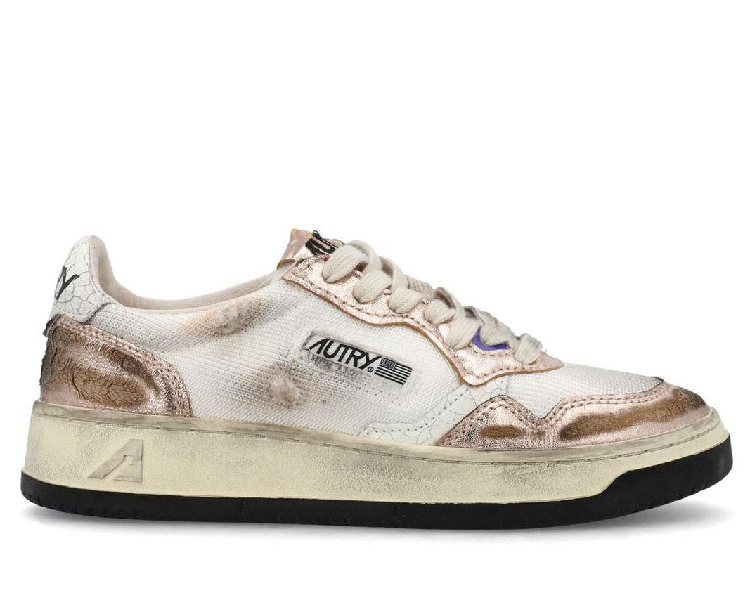 Autry Medalist Super Vintage Lace-Up Sneakers
