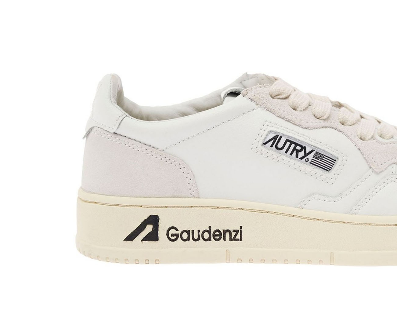 Autry Medalist Low Sneakers with Suede Accents
