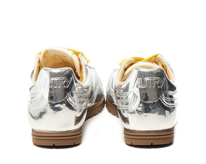 Autry Medalist Low Lace-Up Sneakers