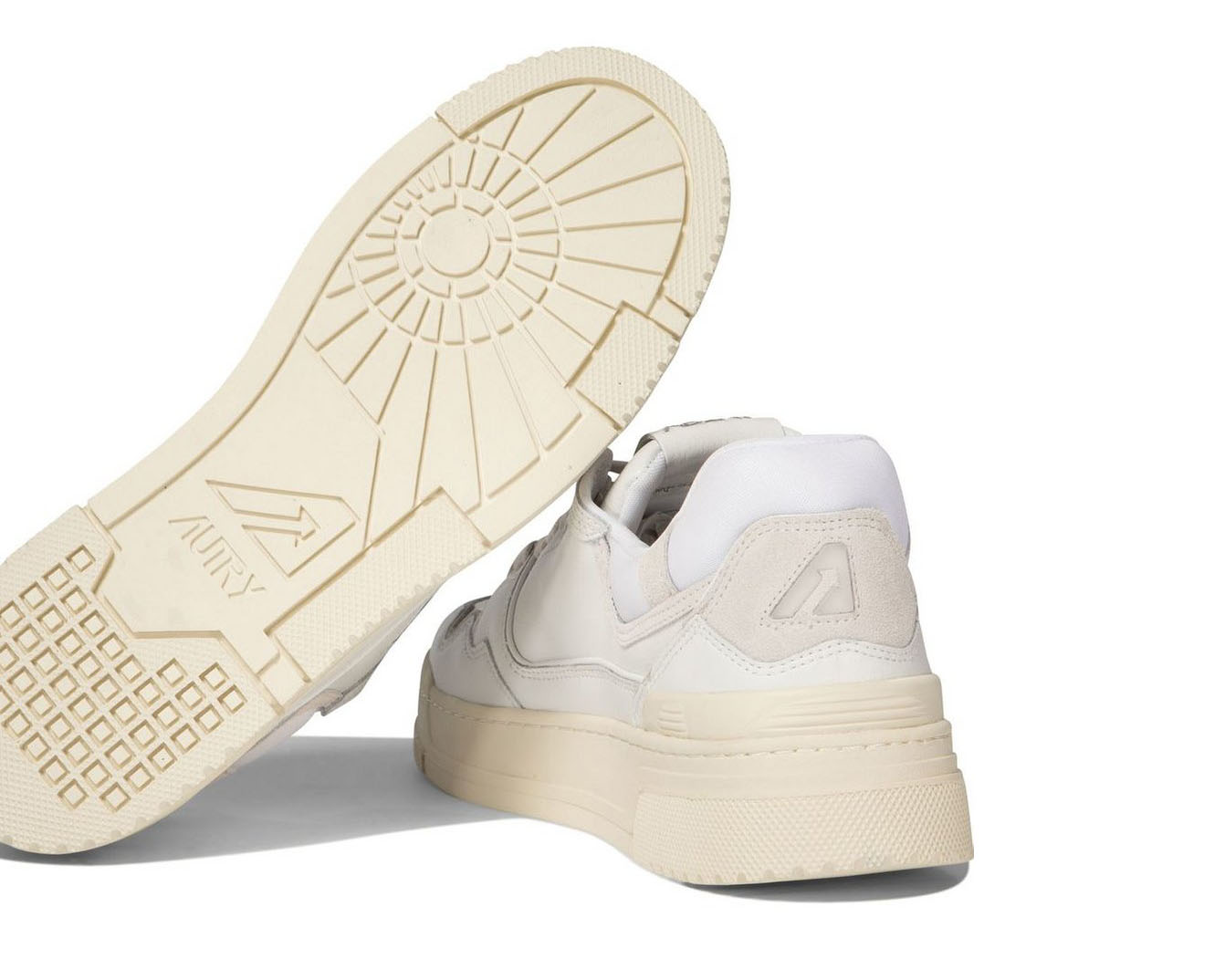 Autry CLC Lace-Up Sneakers