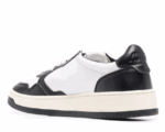Autry Medalist Low Sneakers Black white Toe