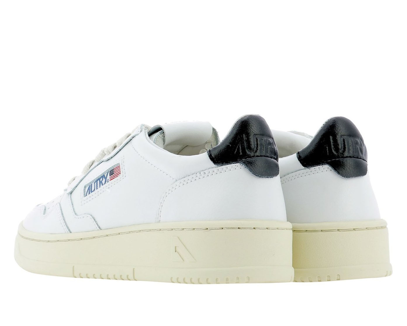 Autry Medalist Low-Top Sneakers