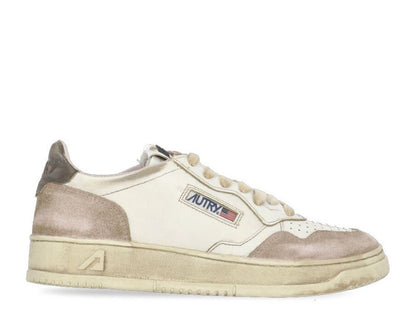 Autry Medalist Super Vintage Lace-Up Sneakers