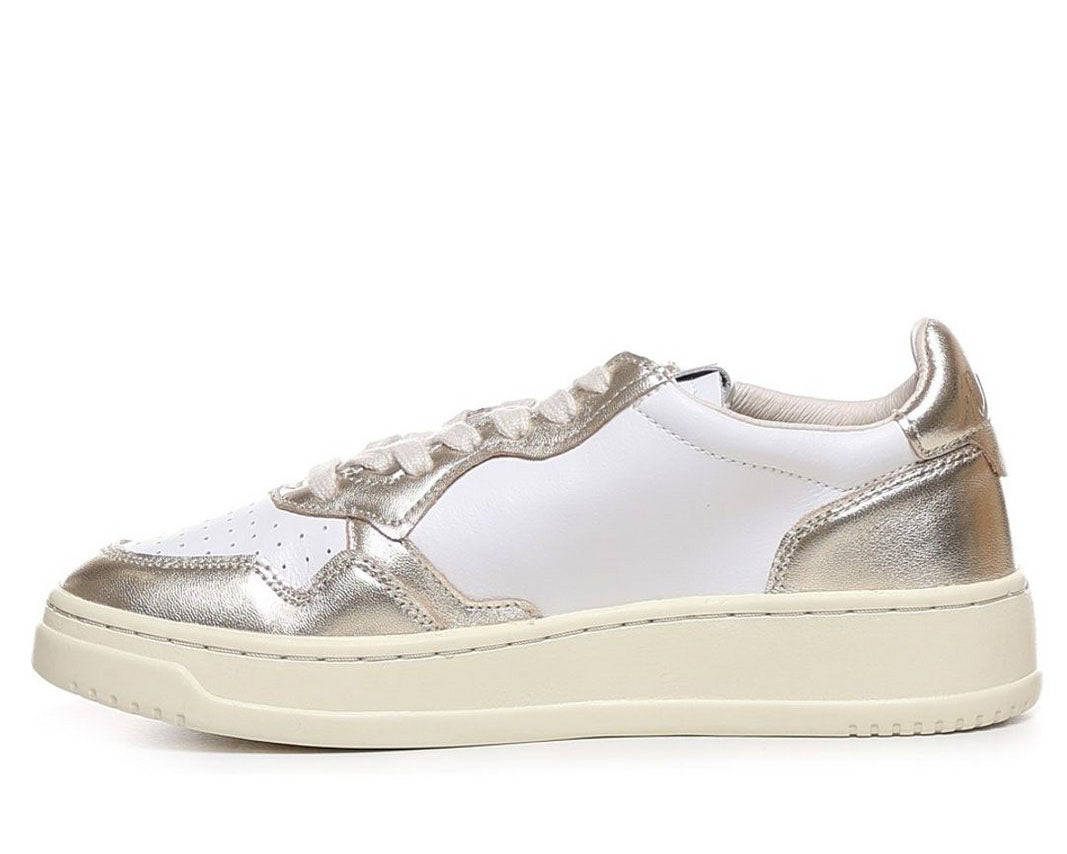 Autry Medalist Low-Top Sneakers