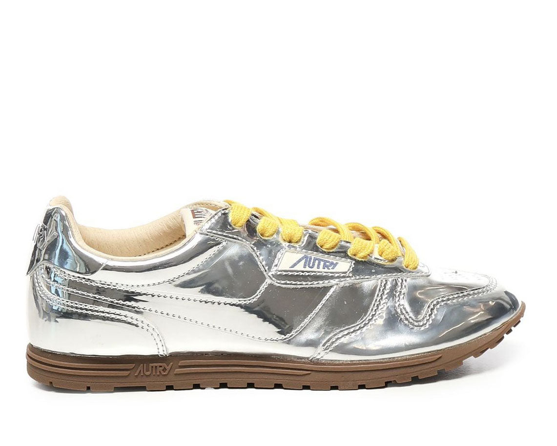 Autry Medalist Low Lace-Up Sneakers