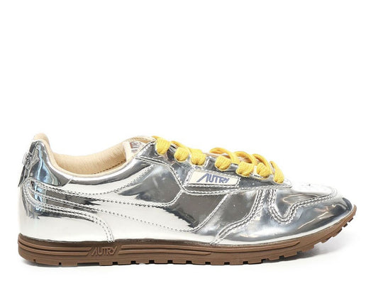 Autry Medalist Low Lace-Up Sneakers