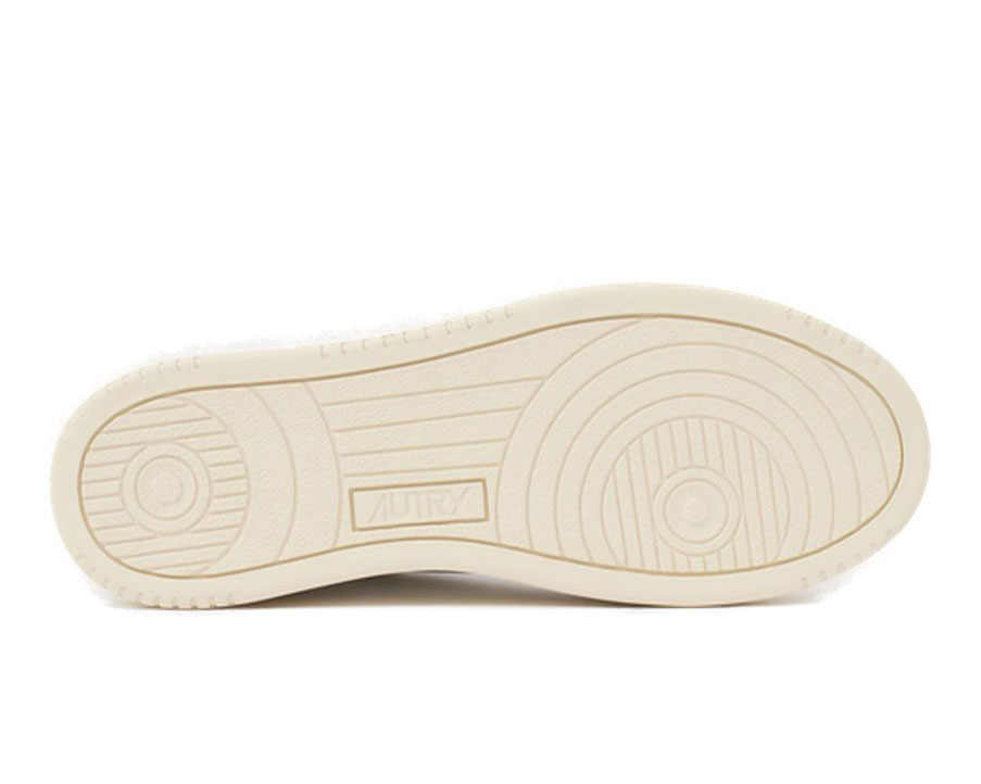 Autry Medalist Low-Top Sneakers