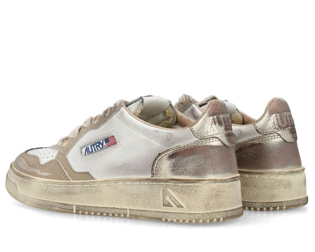 Autry Medalist Super Vintage Low-Top Sneakers