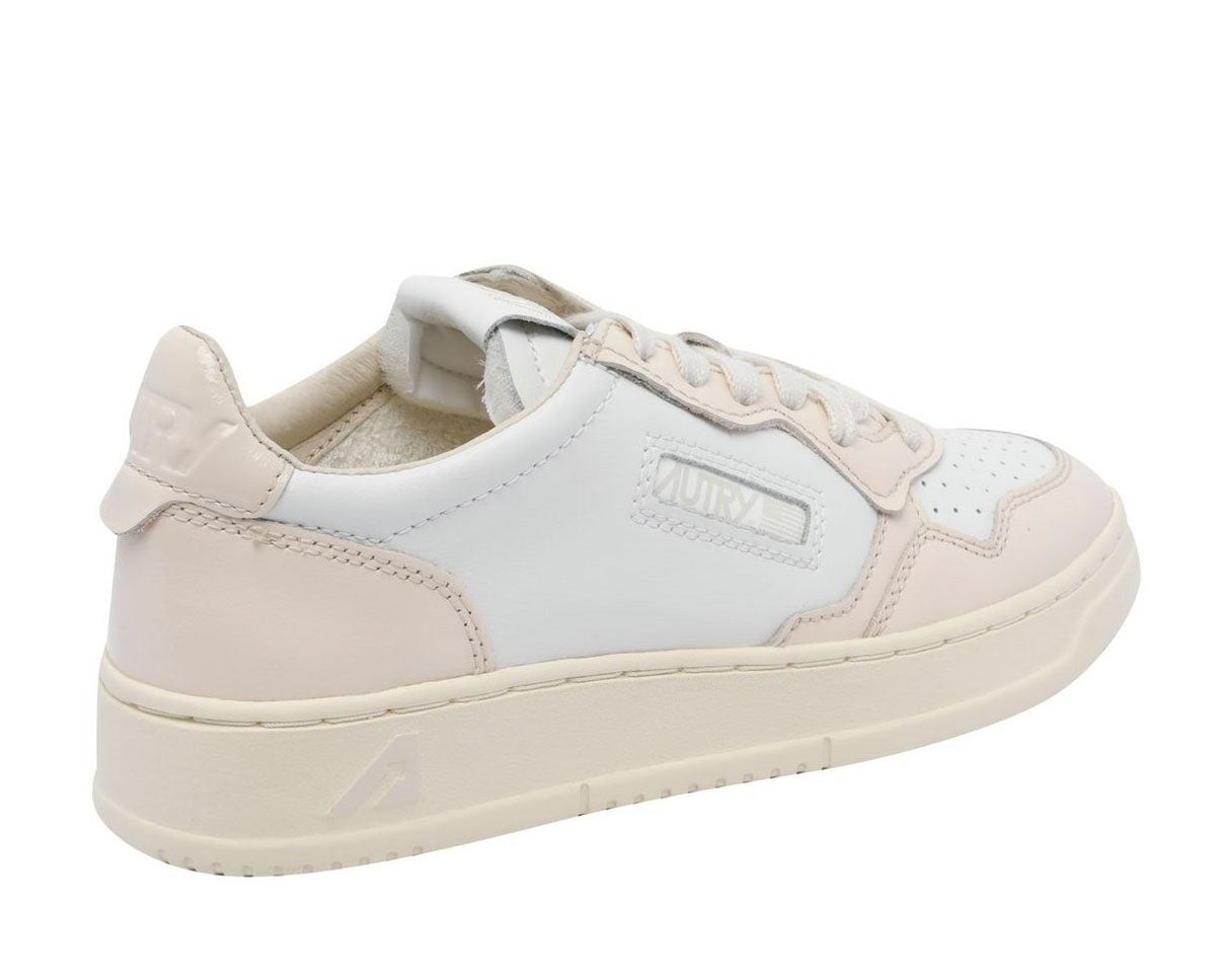 Autry Medalist Lace-Up Sneakers