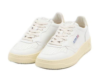Autry Medalist Lace-Up Sneakers