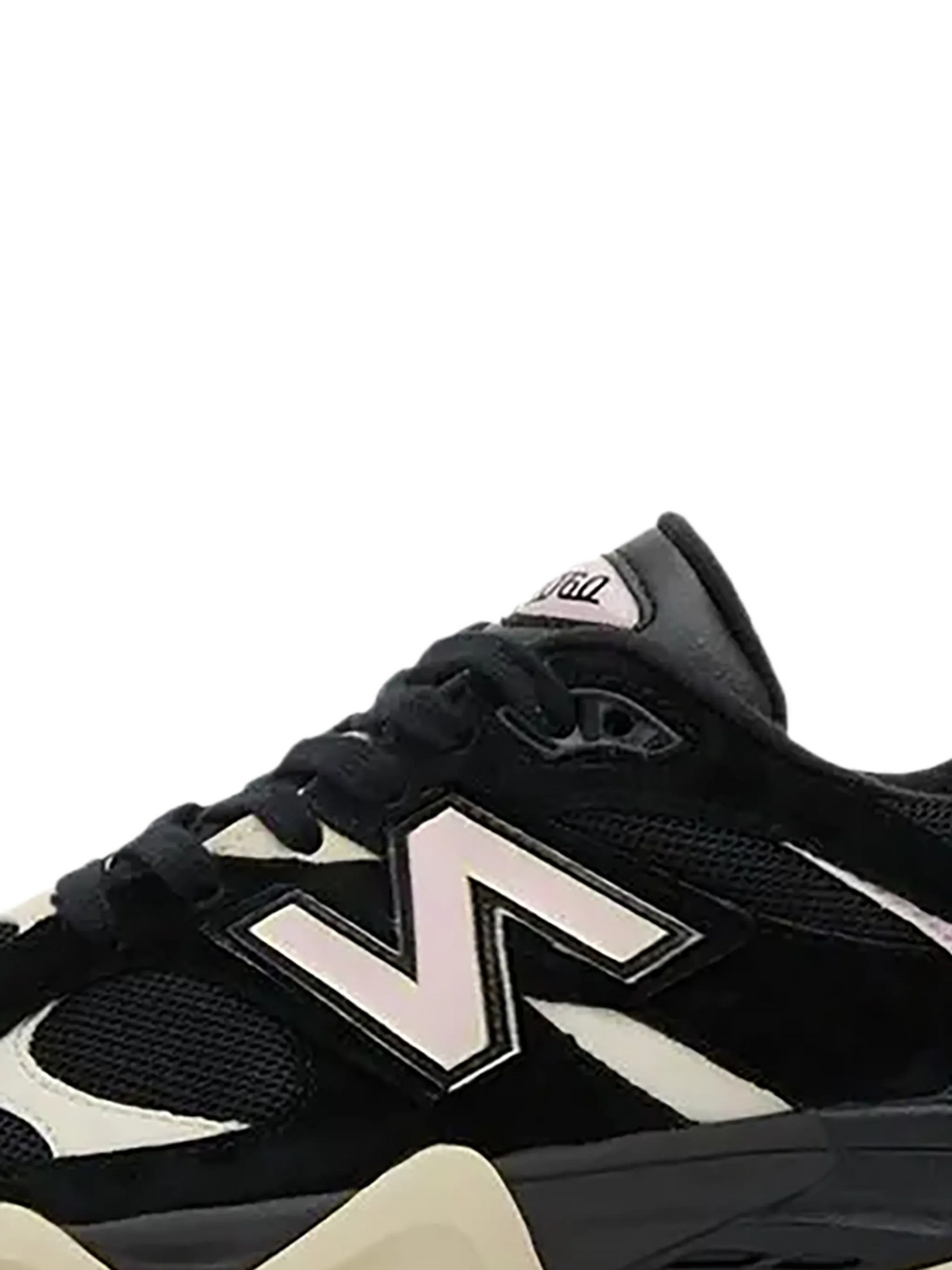 New Balance 9060 – JD Exclusive Black Pink White