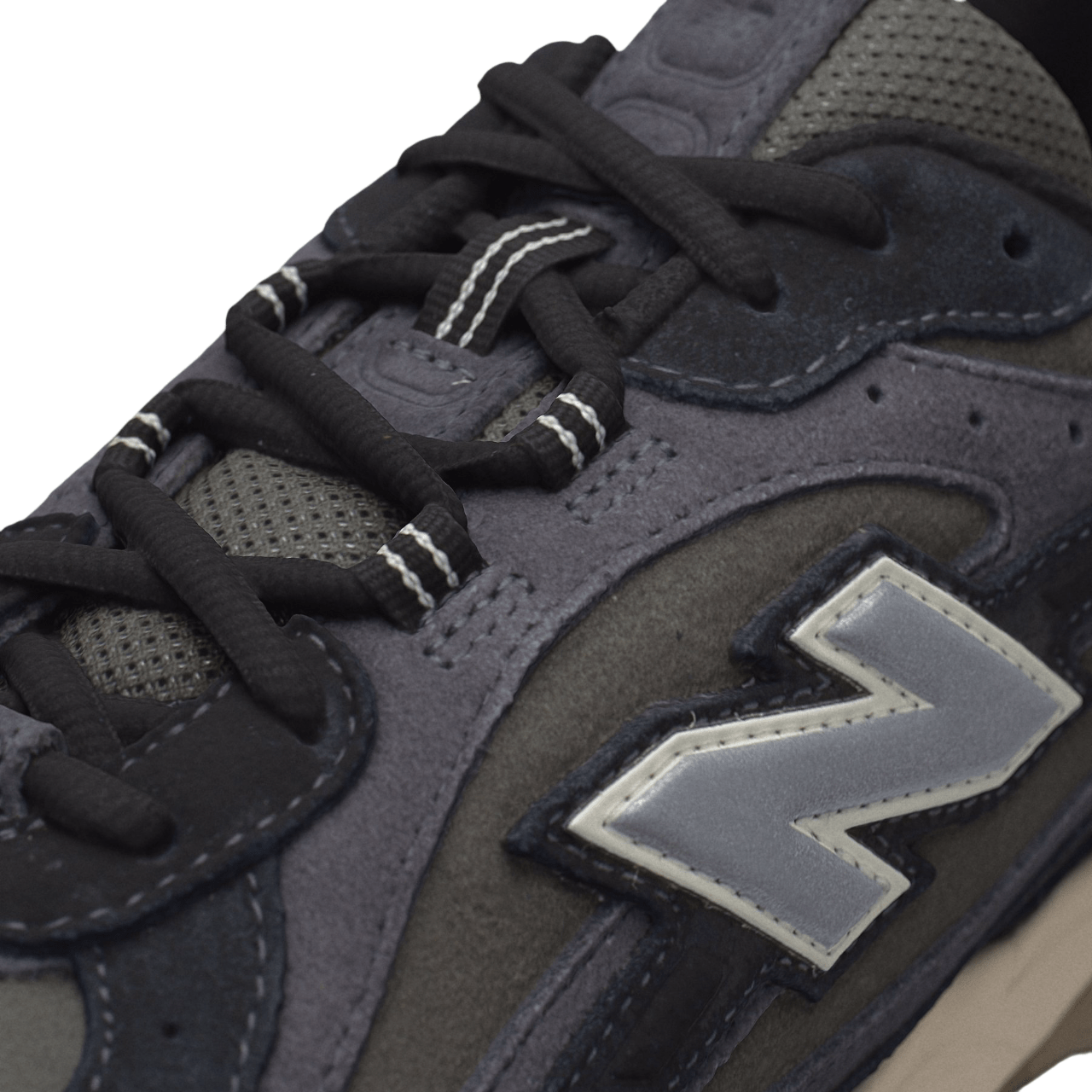 New Balance 204L Unisex Sports Shoes Black Magnet