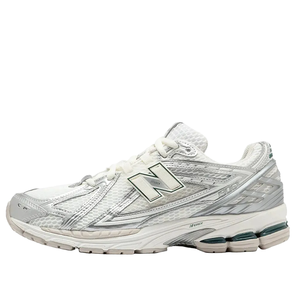 New Balance 1906 – Silver Metallic Sea Salt