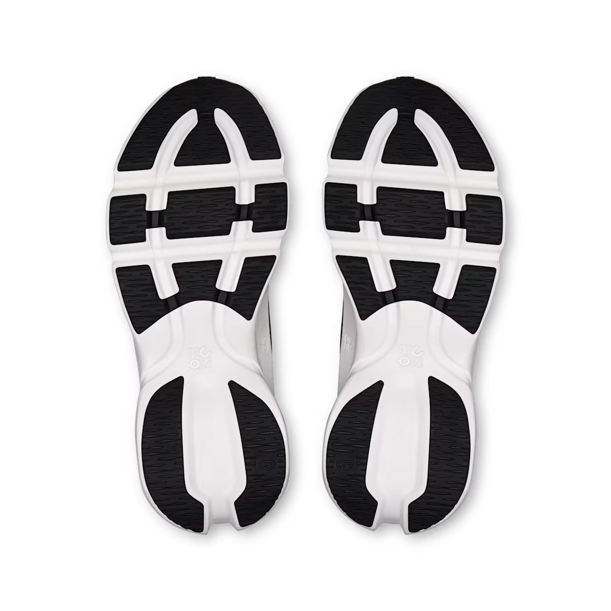 Loewe x ON Cloudsolo Black White