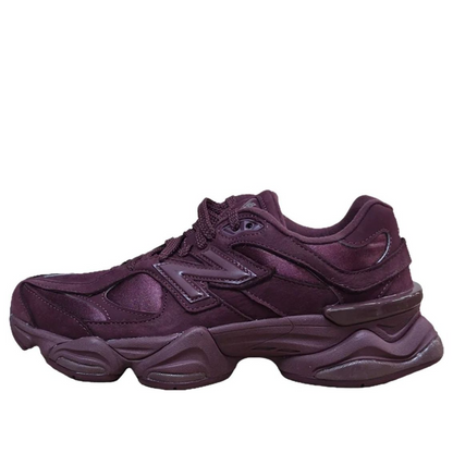 New Balance 9060 – Burgundy