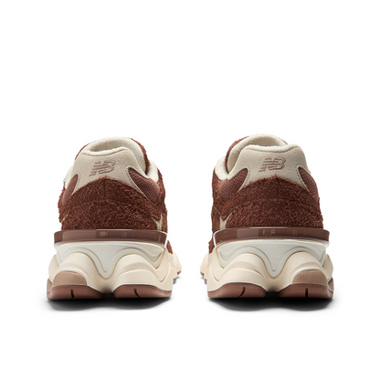 New Balance 9060 – Brown