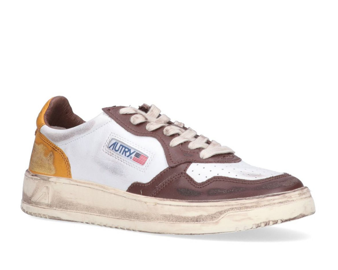 Autry Medalist Super Vintage Low-Top Sneakers
