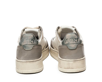 Autry Medalist Super Vintage Low-Top Sneakers