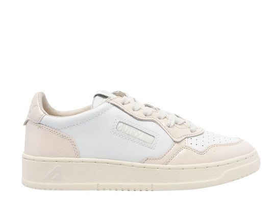 Autry Medalist Lace-Up Sneakers