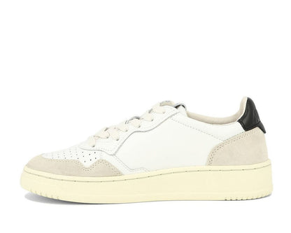 Autry Medalist Low-Top Sneakers
