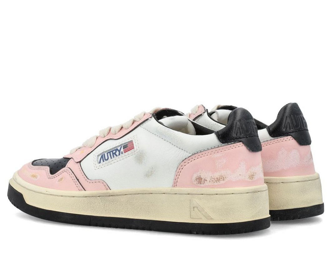 Autry Medalist Super Vintage Low-Top Sneakers