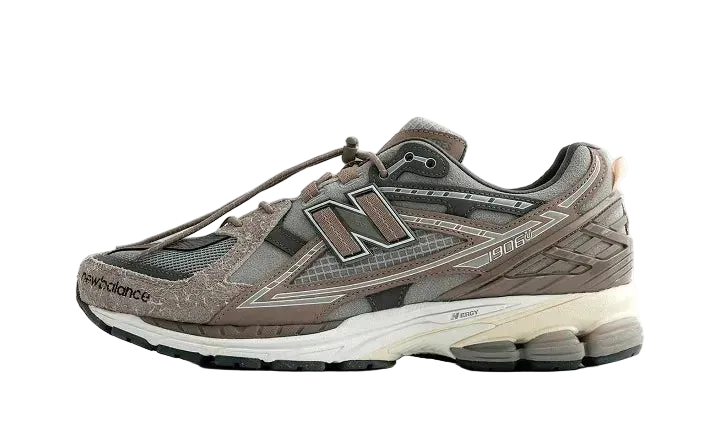 New Balance 1906 N.Hoolywood x INVINCIBLE Moonrock